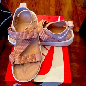 Women Nike Vista Sandal